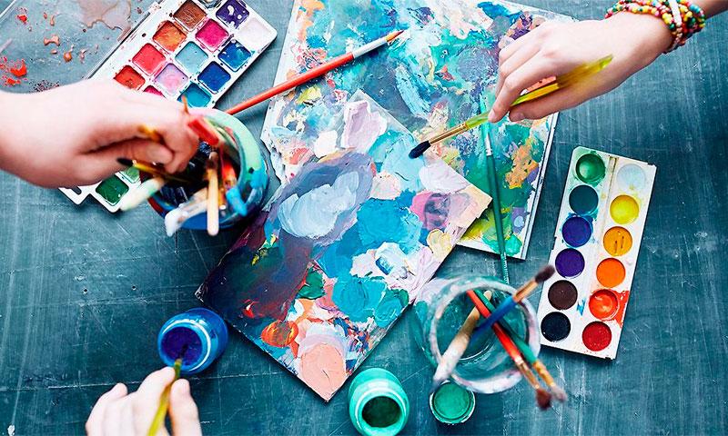 АРТ-ТЕРАПИЯ: КОГДА КРАСКИ ЛЕЧАТ ГЛУБЖЕ СЛОВ🎨✨